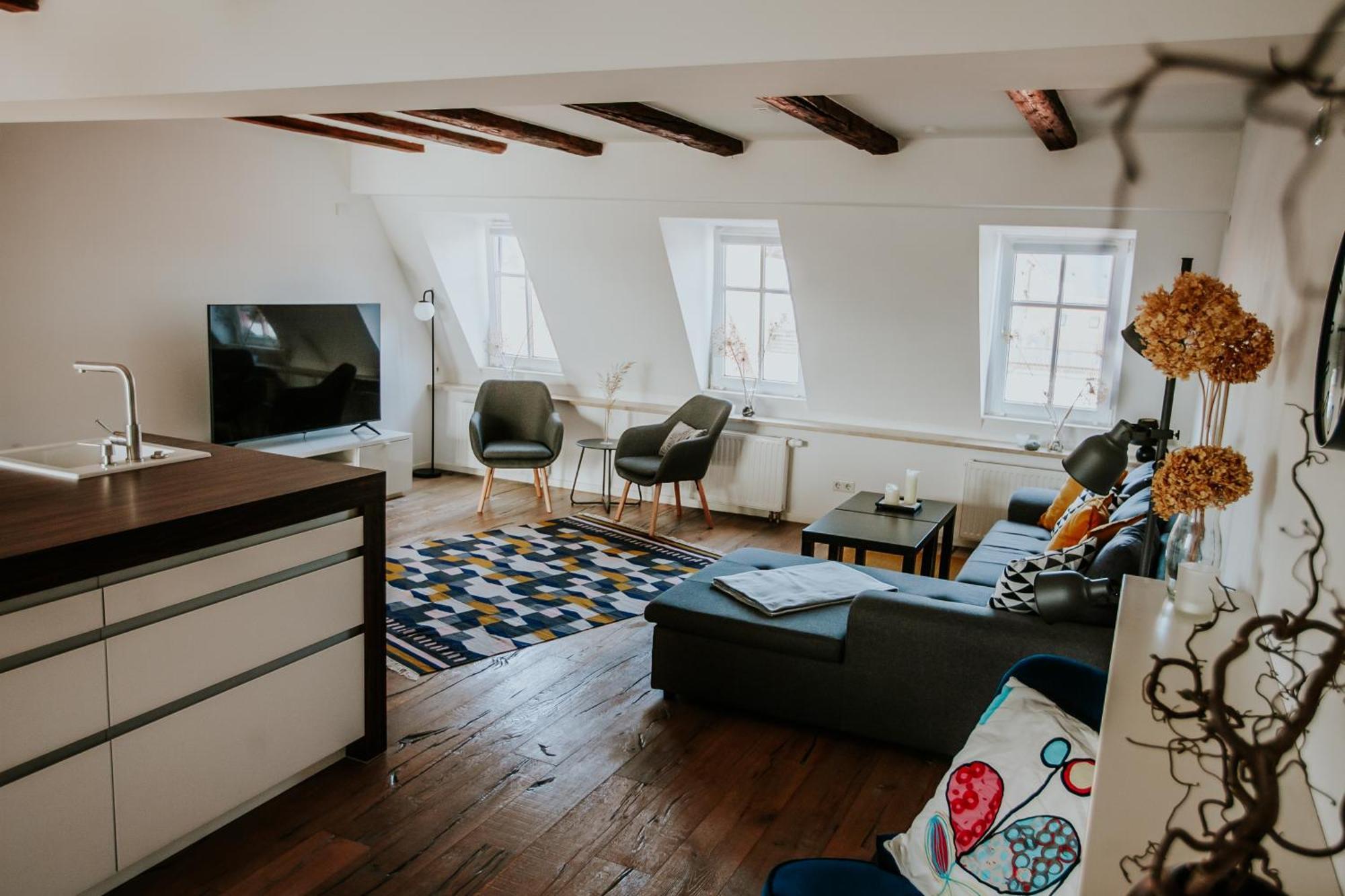 Traumhaftes Apartment Am Dom Mit Grosser Dachterrasse Zwickau Ngoại thất bức ảnh